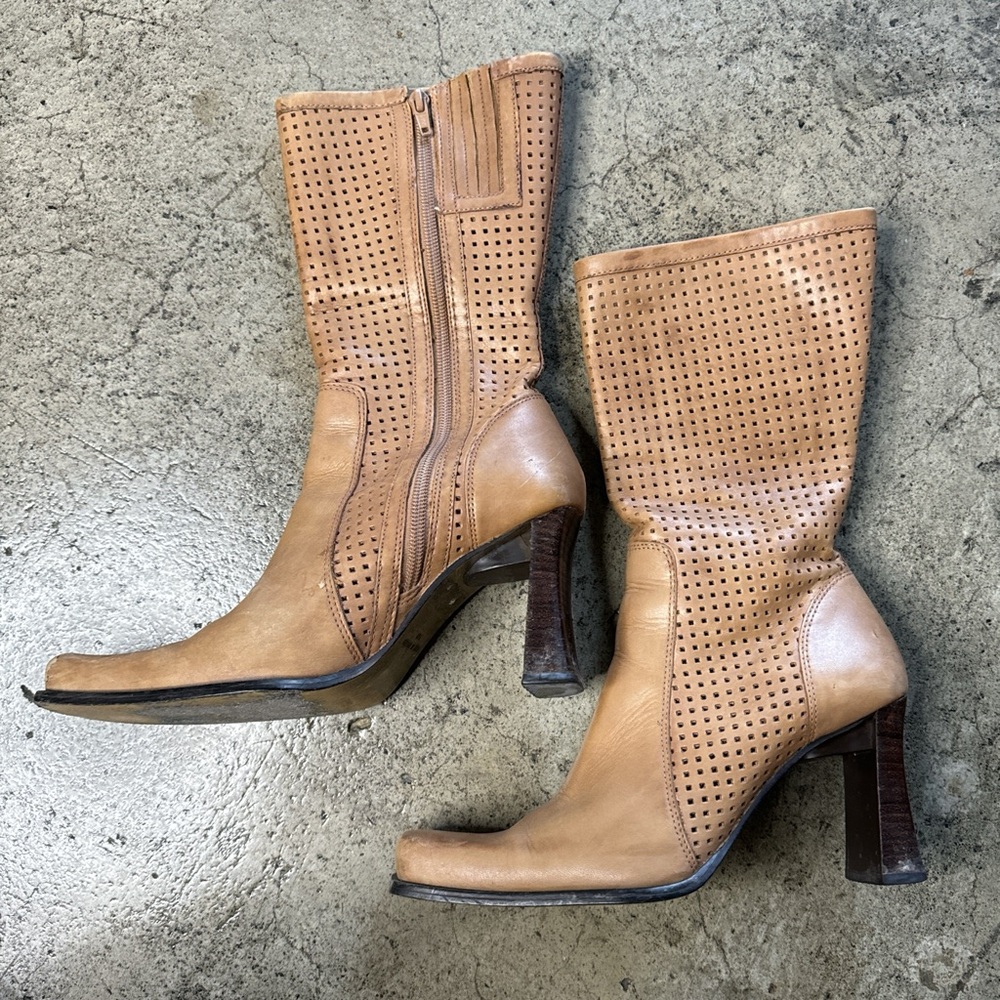 Two lips y2k tan light brown square toe high heel boots size 7.5